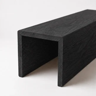 Belka sufitowa drewniana korytko Black Oak z litego dębu, szczotkowane, naroża gerowane, producent A8P