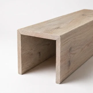 Belka sufitowa drewniana korytko Natural White Old Wood ze starego drewna sosnowego, szczotkowane, naroża gerowane, producent A8P